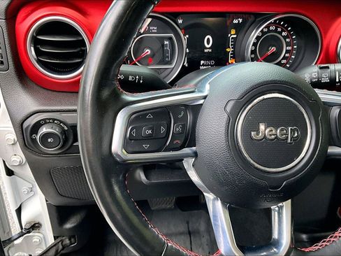 Used 2020 Jeep Wrangler Unlimited Rubicon AWD/4WD image 18