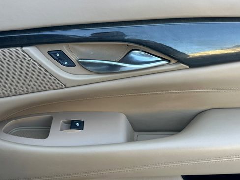 Used 2020 Cadillac Escalade ESV Platinum image 22