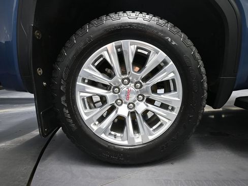 Used 2025 GMC Sierra 1500 Denali w/ Technology Package AWD/4WD image 17