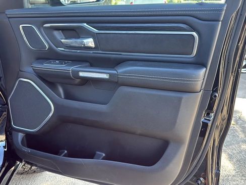 Used 2023 RAM 1500 Laramie AWD/4WD image 30