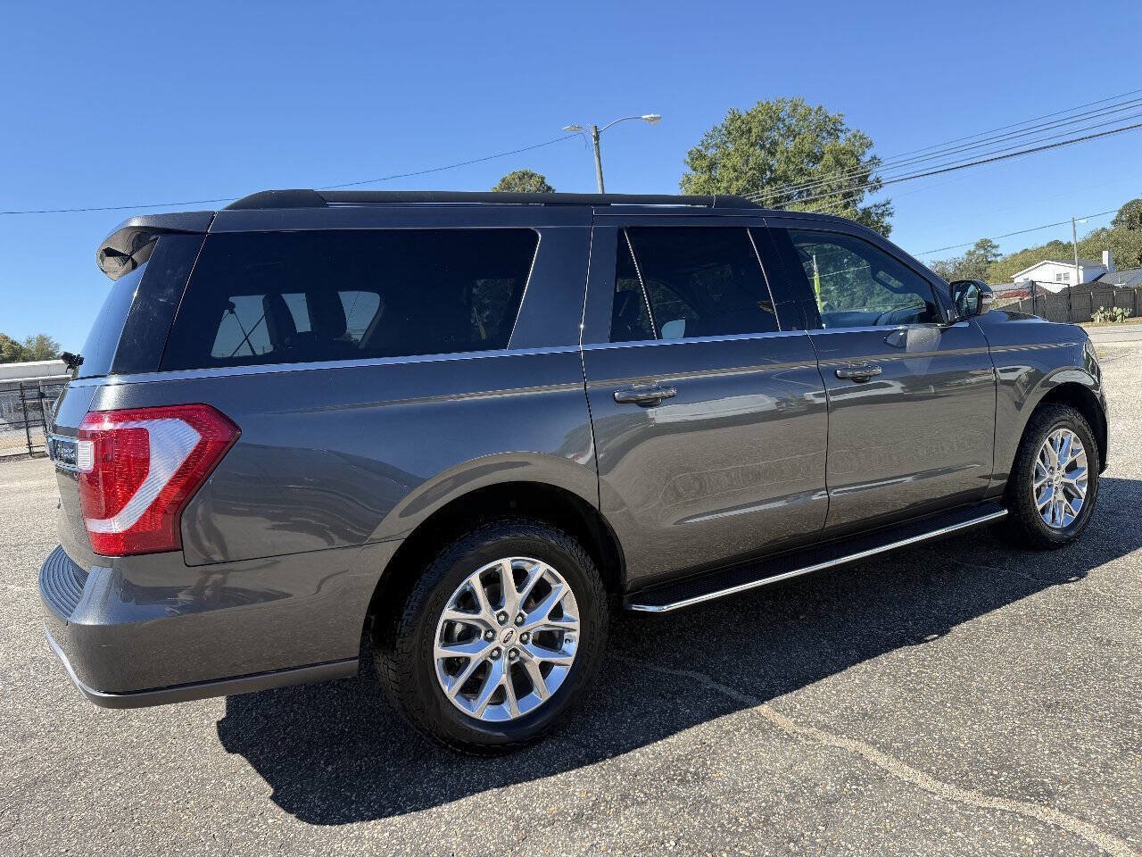 Used 2021 Ford Expedition Max XLT AWD/4WD image 18