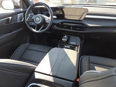 New 2026 Buick Enclave Avenir image 33