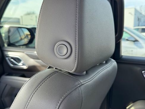 Used 2021 Chevrolet Tahoe Z71 w/ Z71 Off-Road Package image 33