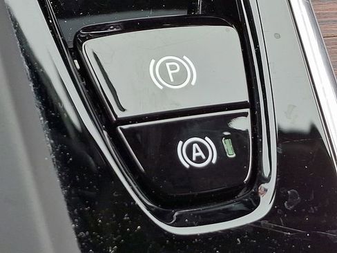 Used 2024 Volvo S60 B5 Plus image 27