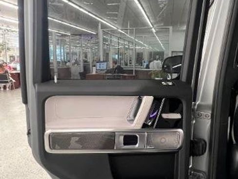 Used 2025 Mercedes-Benz G 63 AMG 4MATIC image 39