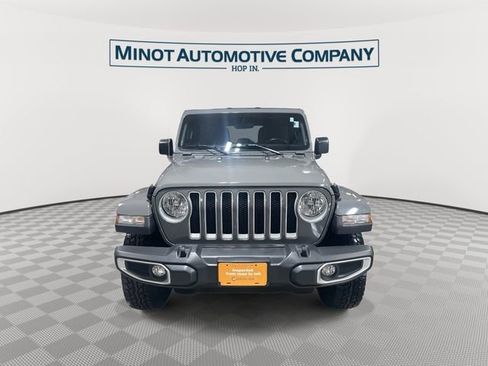 Used 2023 Jeep Wrangler Unlimited Sahara w/ Dual Top Group AWD/4WD image 3