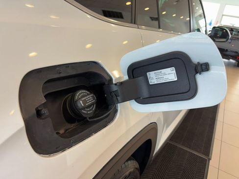 Used 2022 Volkswagen Atlas SE AWD/4WD image 35