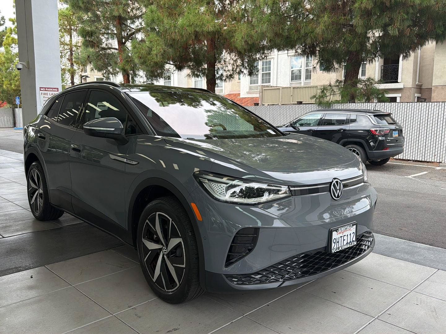 Used 2023 Volkswagen ID.4 Pro S AWD/4WD image 7