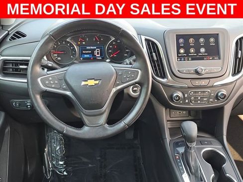 Used 2022 Chevrolet Equinox LT FWD image 18