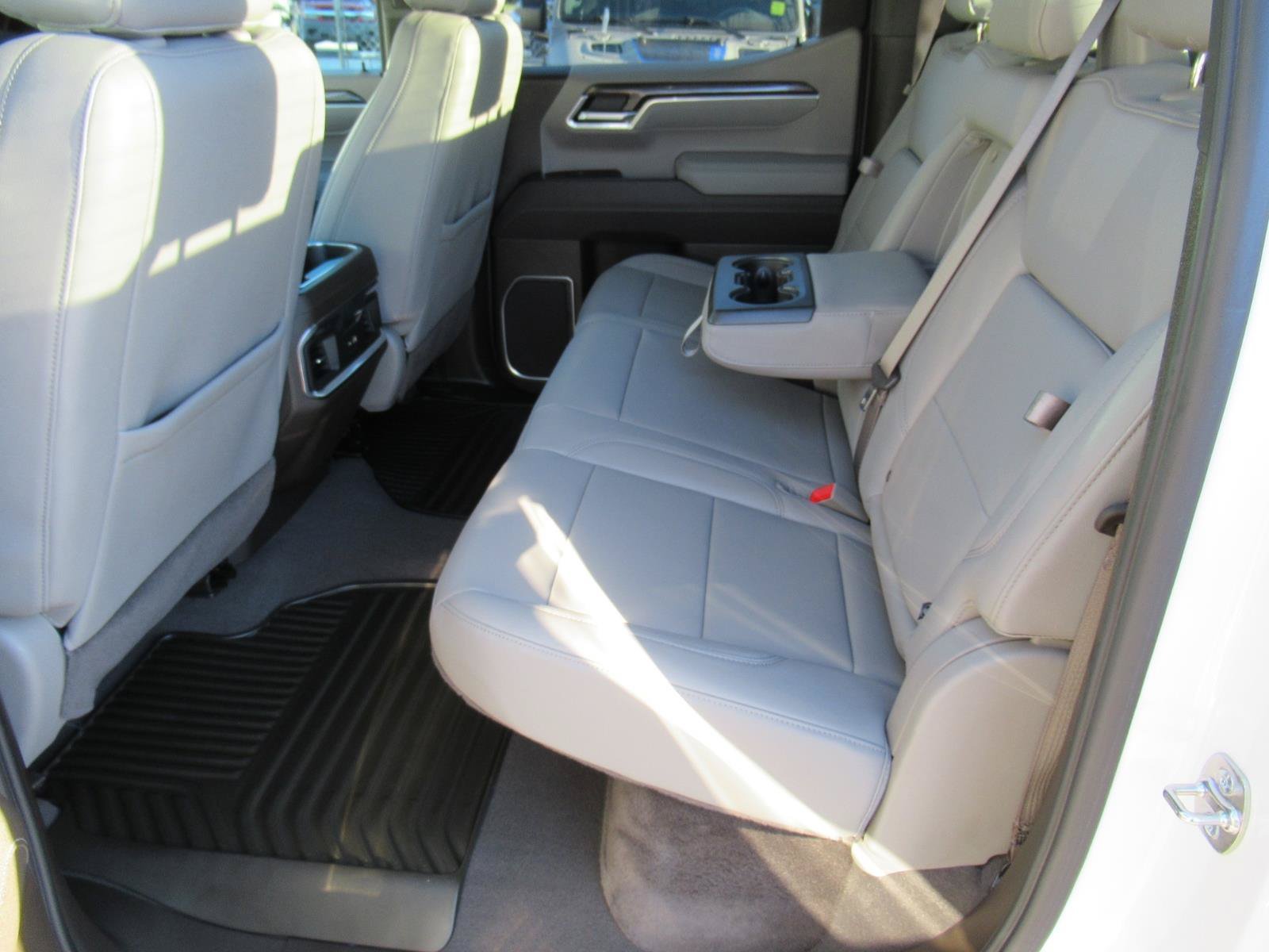 Used 2026 Chevrolet Silverado 1500 LTZ RWD image 35