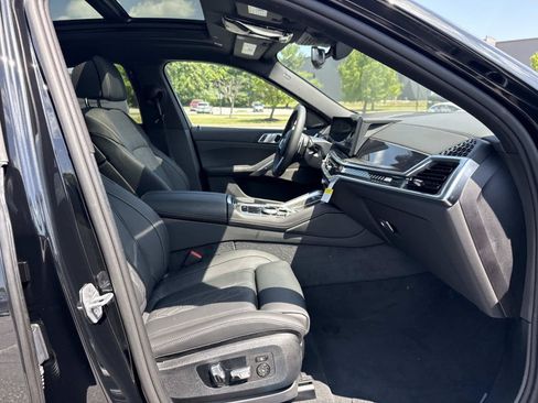 New 2027 BMW X6 M60i AWD/4WD image 16
