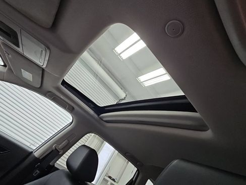 Used 2025 Honda CR-V EX-L image 27
