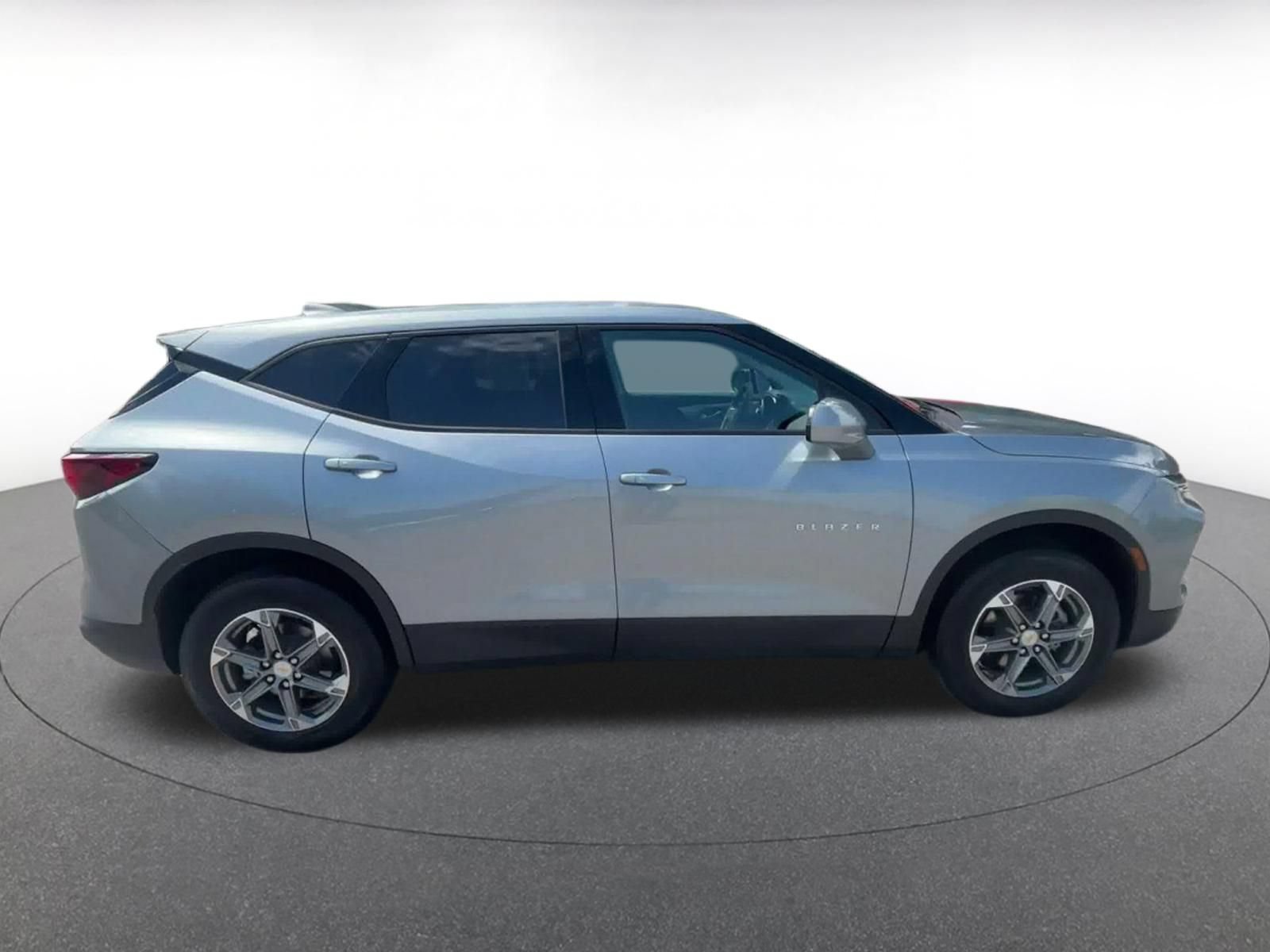 Used 2026 Chevrolet Blazer LT AWD/4WD image 15