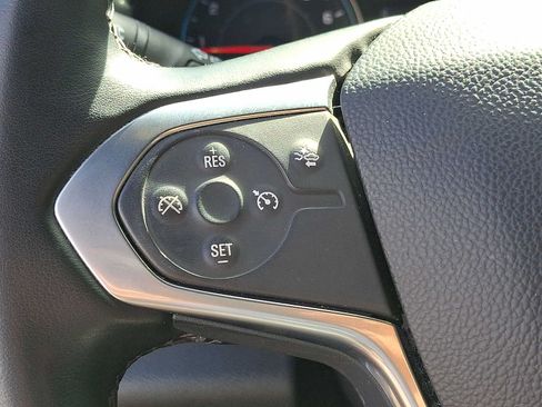 Used 2023 Chevrolet Traverse LT AWD/4WD image 21