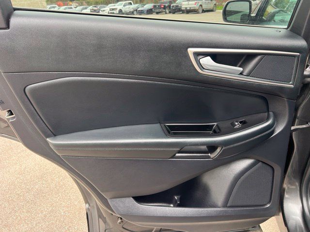 Used 2020 Ford Edge SEL w/ Convenience Package AWD/4WD image 18