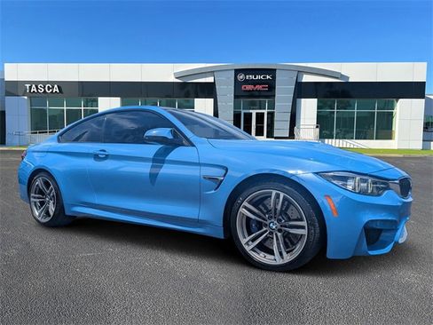 Used 2020 BMW M4 Coupe image 1