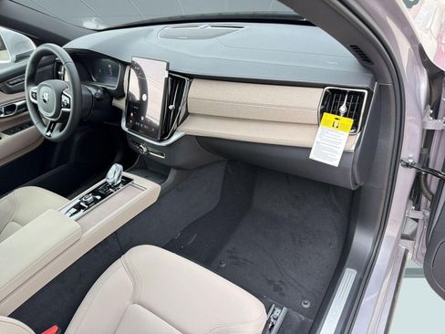 New 2026 Volvo XC90 T8 Ultra w/ Protection Package Premier AWD/4WD image 23