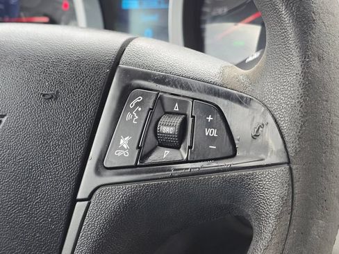 Used 2013 Chevrolet Equinox LS AWD/4WD image 60