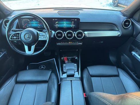 Certified 2021 Mercedes-Benz GLB 250 4MATIC image 20