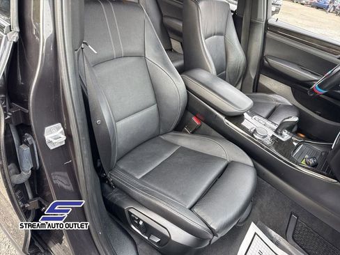 Used 2017 BMW X4 xDrive28i image 37