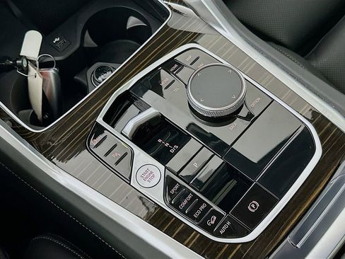 Used 2026 BMW X6 xDrive40i image 22