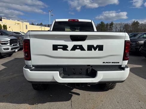 New 2025 RAM 2500 Big Horn AWD/4WD image 4