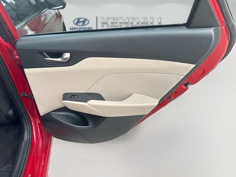 Used 2022 Hyundai Accent SEL FWD image 25