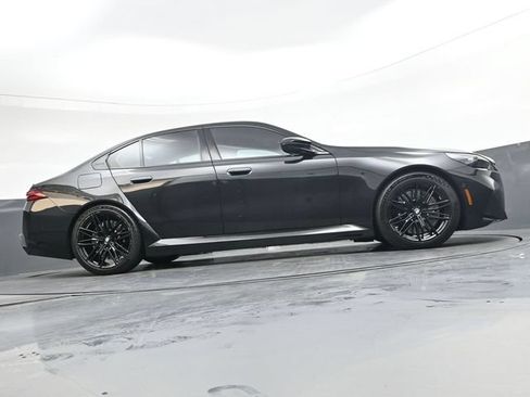 Used 2026 BMW M5 w/ Executive Package AWD/4WD image 35