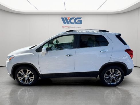 Used 2020 Chevrolet Trax LT w/ Driver Confidence Package FWD image 6