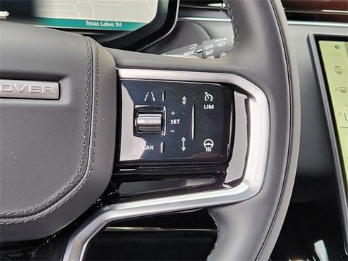 Used 2025 Land Rover Range Rover Sport image 29