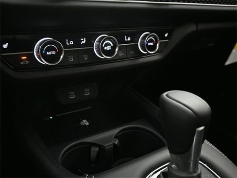 New 2026 Honda HR-V EX-L image 14