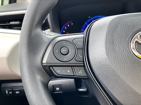 Certified 2022 Toyota Corolla LE FWD image 23