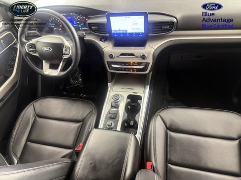 Certified 2023 Ford Explorer XLT w/ Equipment Group 202A AWD/4WD image 32