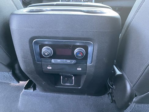 Used 2021 Chevrolet Tahoe LT image 23