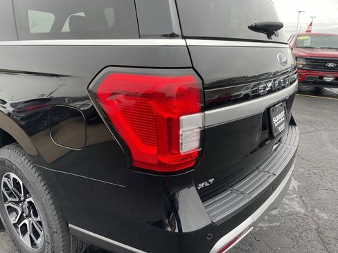 Used 2024 Ford Expedition XLT image 41