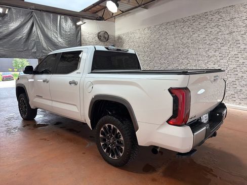 Used 2025 Toyota Tundra Limited AWD/4WD image 5