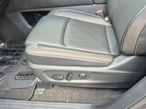 New 2026 Nissan Pathfinder SL AWD/4WD image 22