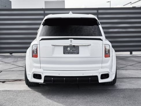 Used 2025 Rolls-Royce Cullinan AWD/4WD image 24