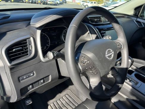 Certified 2023 Nissan Murano SV image 14