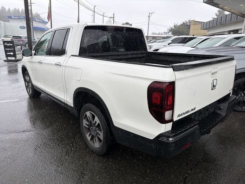 Used 2019 Honda Ridgeline RTL-E image 2