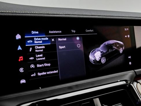 Used 2025 Porsche Panamera w/ Premium Package image 64