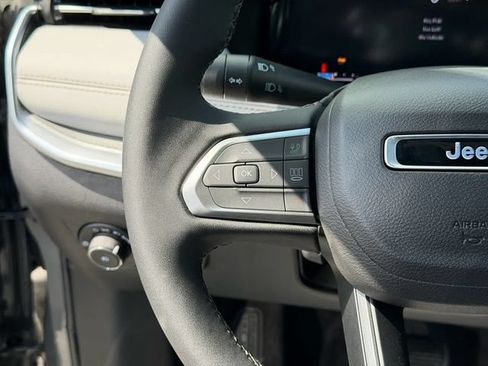 New 2026 Jeep Compass Limited AWD/4WD image 13