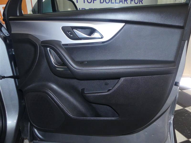 Used 2026 Chevrolet Blazer LT FWD image 26