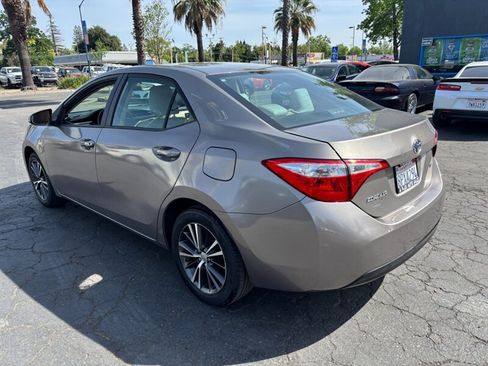 Used 2016 Toyota Corolla LE image 7