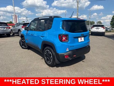 Used 2015 Jeep Renegade Trailhawk w/ Popular Equipment Group AWD/4WD image 5
