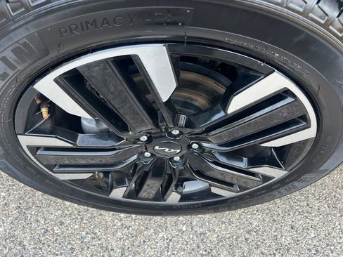 Certified 2024 Kia Telluride SX Prestige w/ Towing Package AWD/4WD image 42