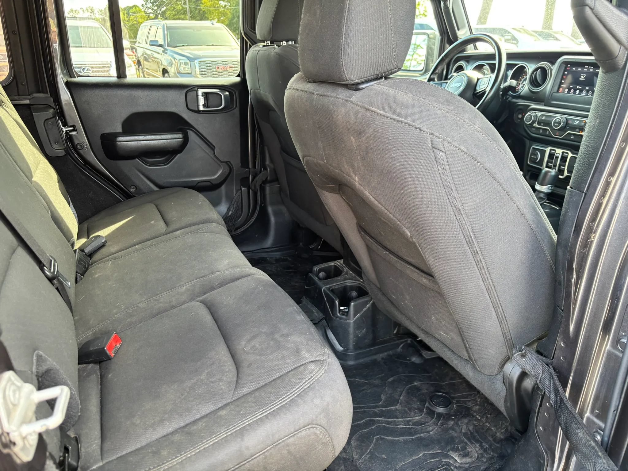 Used 2021 Jeep Wrangler Unlimited Sport AWD/4WD image 18