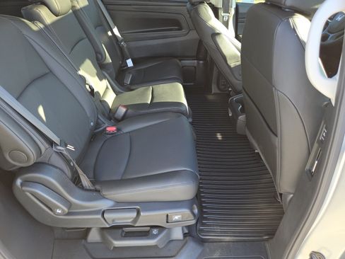 Certified 2026 Honda Odyssey EX-L image 21