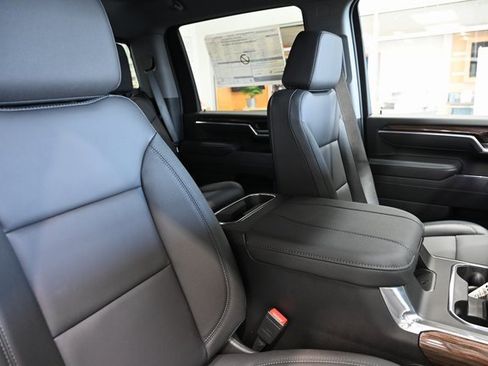 New 2026 Chevrolet Silverado 2500 LT w/ Trail Boss Package image 9