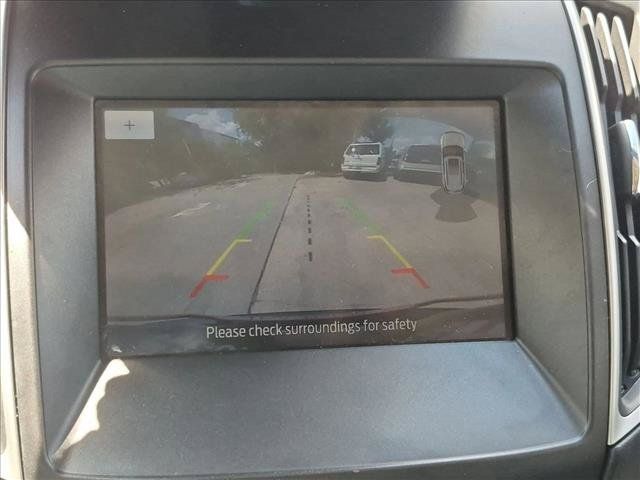 Used 2020 Ford Edge SEL w/ Convenience Package FWD image 13